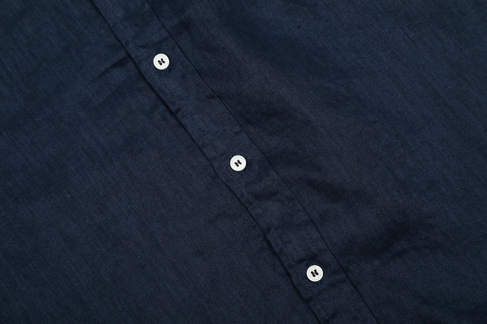 P300 Top Quality" Style Number: 8001# [Ralph Lauren Paul Pony Linen Basic Couple Style Shirt Long Sleeve] ✅Ralph Lauren Paul Small Label War Horse 100% Pure Linen Classic Basic Four Seasons Shirt Long Sleeve ✅A must-have item for the lazy style. The upper body has a retro and fresh feeling. ✅100% pure linen 280g 32 count fabric. Washed, retro and textured. ✅Dedicated to platform live broadcast. Wholesale entity ✅Simple and easy to match, light American old money style, the upper body is super great, ✅Standard for all seasons, worn alone/inner, it is a must-have for YYDS couples wardrobe. Size: S-XL Color: Black, White, Navy, Khaki, Pink, Yellow, Red, Colorful Blue, Light Blue, Rose Red